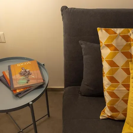 Stylish Loft In The Center