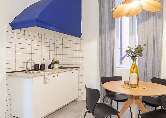 Stylish Loft In The Center Lägenhet